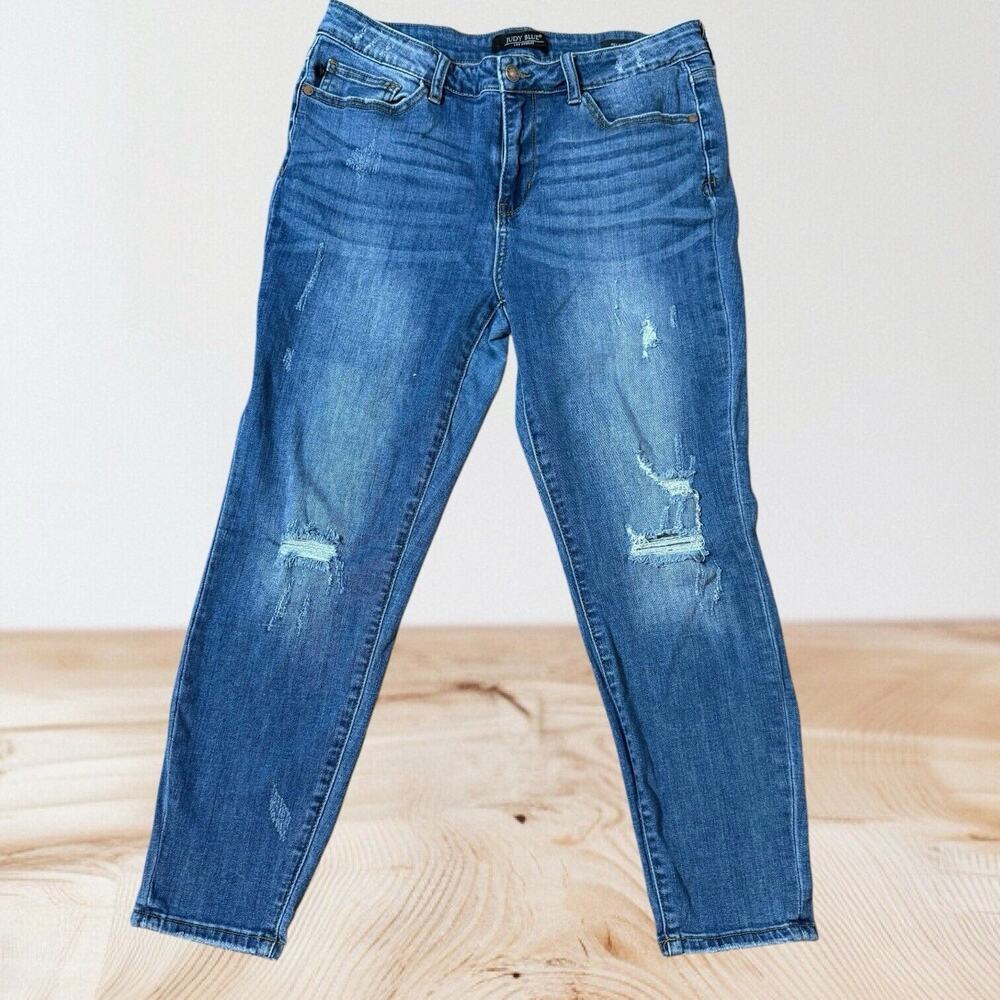Judy Blue Jeans Relaxed Fit Sz 32 Womens M Wash Denim Distressed Destructed